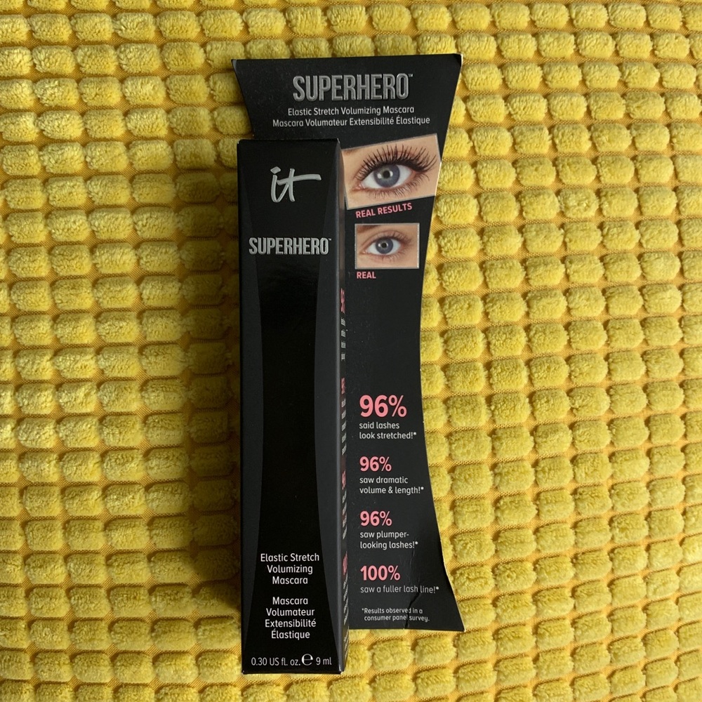 IT Cosmetics Superhero Elastic Volumizing Mascara